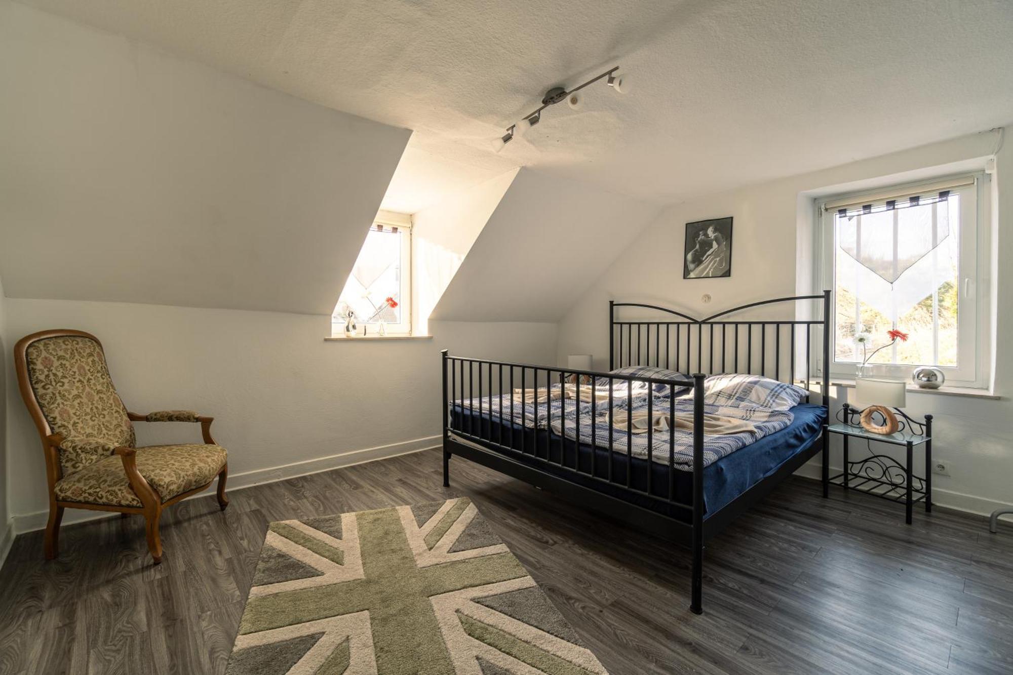 Historisches Ferienhaus "Zur Linde" Hausten Exteriér fotografie